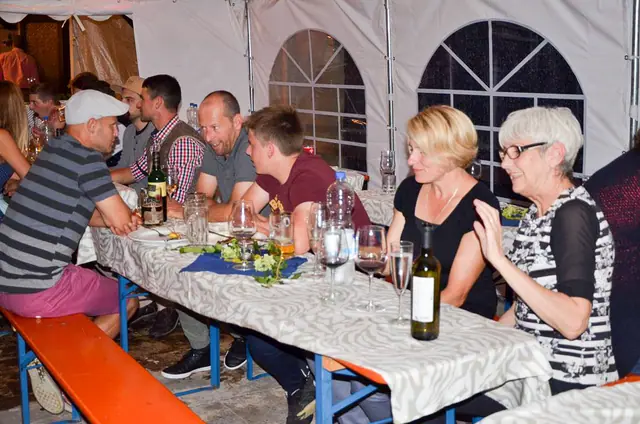 Foto 27 von 46: Sommernachtsfest 2016, Teil 2