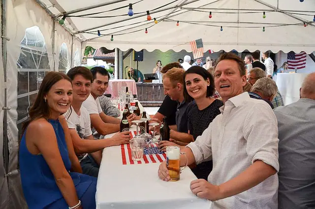Foto 4 von 54: Sommernachtsfest 2018
