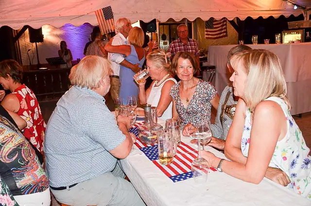 Foto 30 von 54: Sommernachtsfest 2018