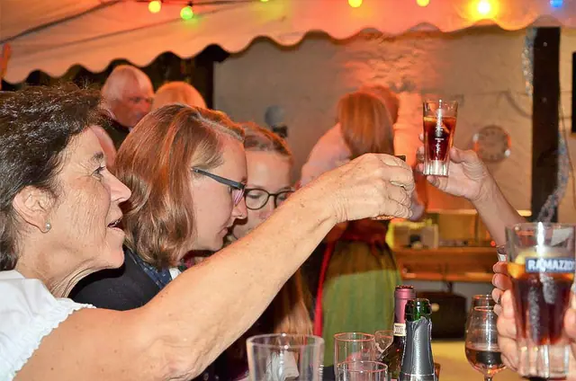 Foto 33 von 100: Sommernachtsfest 2019