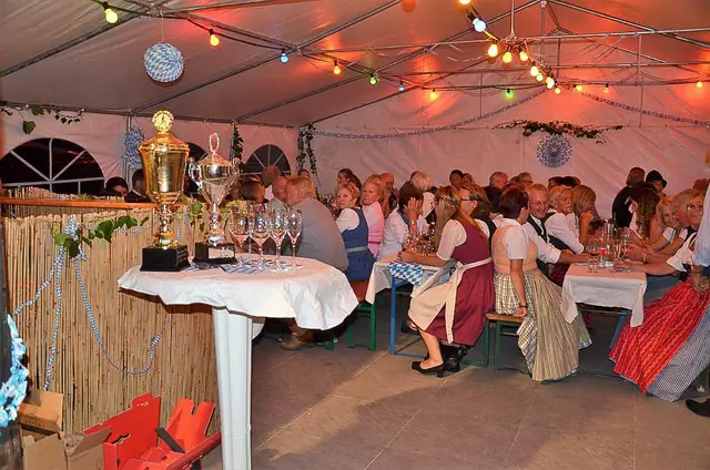 Foto 41 von 100: Sommernachtsfest 2019